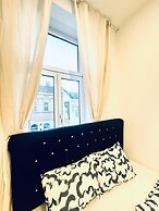 Comfortable 3BR Stay Kaufpark Area