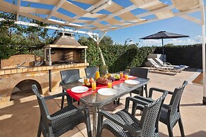 Villa Casa Di Billy in Chalikounas