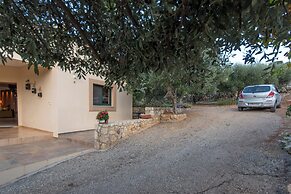 Villa Chloe With Private Pool