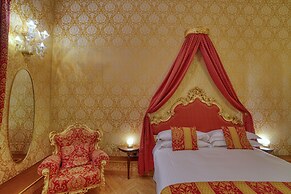 PALAZZO MALIPIERO TREVISAN - LE TRE DIMORE D'EPOCA