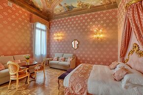 PALAZZO MALIPIERO TREVISAN - LE TRE DIMORE D'EPOCA
