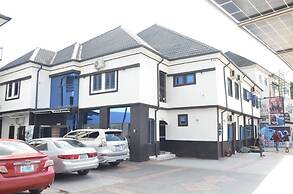 OceanWinds Royal Apartments
