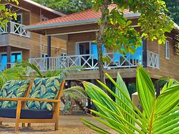 Turtle Beach Sanctuary Utila
