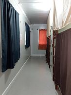 Corner Crib El Nido Hostel