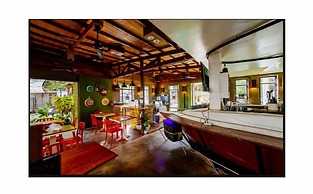 Corner Crib El Nido Hostel