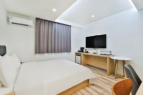 Sloth Hotel Busan Seomyeon
