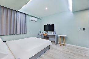 Sloth Hotel Busan Seomyeon