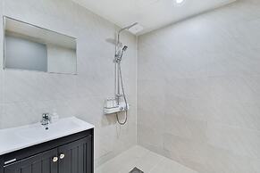 Sloth Hotel Busan Seomyeon