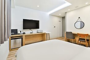 Sloth Hotel Busan Seomyeon