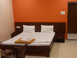 Hotel Moon Year