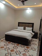 Hotel Moon Year