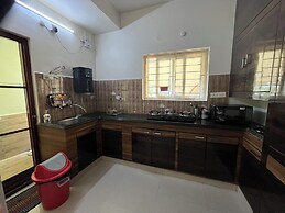 2 BHK Flat Gachibowli AIG 102