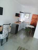 Moxwini Self Catering Apartments