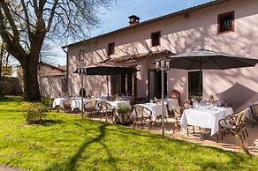 LOGIS HOTEL LE PARC DE GEOFFROY