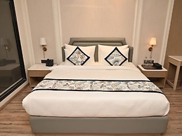 Arth Boutique Hotel