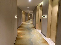 yangjiangshibailiyichengjiudian