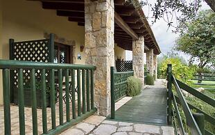Village with swimming pool just a few minutes from Alghero