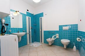 Village with swimming pool just a few minutes from Alghero