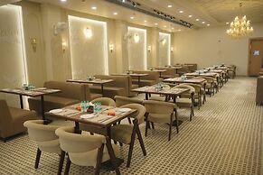 The Apline Hotel Aligarh