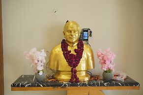 The Apline Hotel Aligarh