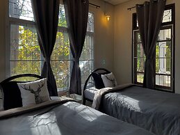 Silpasom ARTstay Suratthani