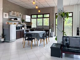 Silpasom ARTstay Suratthani