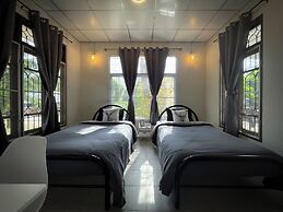 Silpasom ARTstay Suratthani