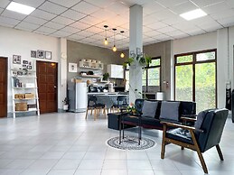 Silpasom ARTstay Suratthani