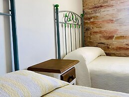 Amplio Chalet con Piscina