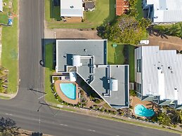 Bright Coastal Stay With Pool and Beach View