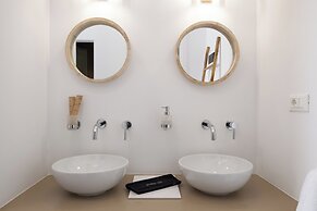 Lithos Suites
