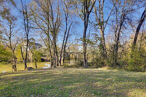 Cabin Along Rough River! Views, Fire Pit & Grill