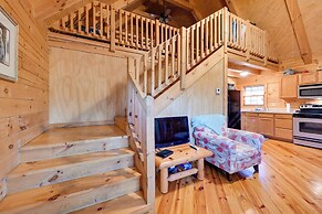 Cabin Along Rough River! Views, Fire Pit & Grill