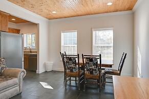 6 Mi to Rough River Lake! Waterfront Home w/ Deck