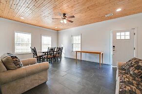 6 Mi to Rough River Lake! Waterfront Home w/ Deck