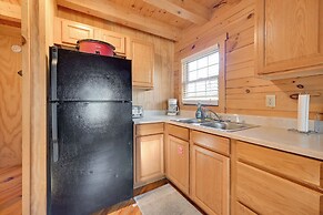 Water Views! Serene Rough River Family Cabin