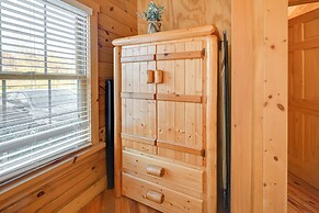Water Views! Serene Rough River Family Cabin