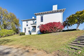 Walk to Golf Course: Spacious Rough River Retreat!