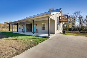 Fish & Unwind! Rough River Hideaway w/ Deck