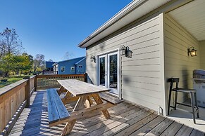 Fish & Unwind! Rough River Hideaway w/ Deck