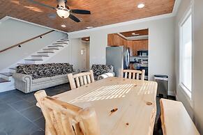 Fish & Unwind! Rough River Hideaway w/ Deck