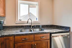 Fish & Unwind! Rough River Hideaway w/ Deck