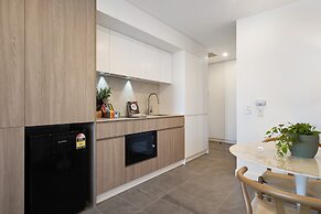 Stylish Studio Near Fremantle's Vibrant Spots