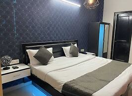 Hotel Viraj Residency
