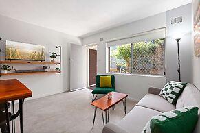 Easy Beach Access From Tranquil Retreat