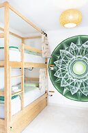 Surf Yoga Ericeira Guest House