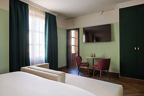 Honest Hotel Granada
