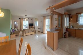 Villa Marie With Private Pool
