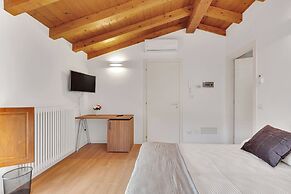 Bergamo Center -Rooms
