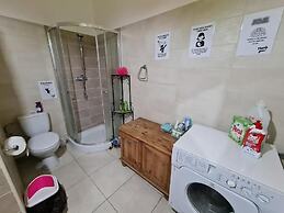 EEM student Guest House - shared rooms